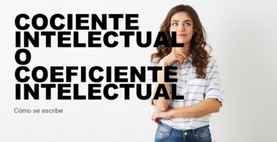 Persona dudando cómo se escribe cociente intelectual o coeficiente intelectual